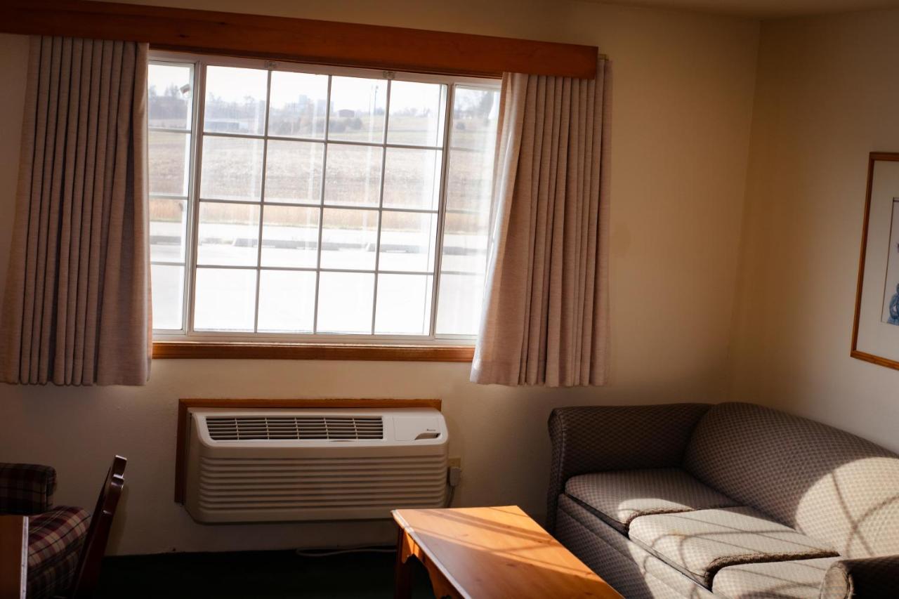 Hotel Cozy House & By Marifah Williamsburg