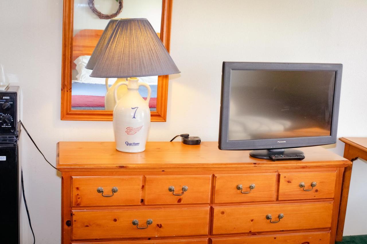 Cozy House & By Marifah Hotel Williamsburg